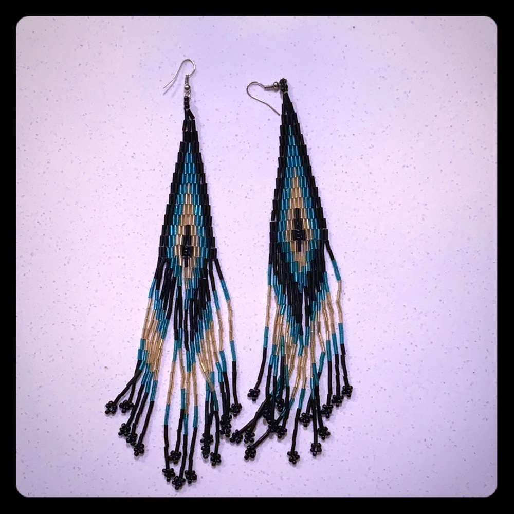 Beaded dangle earrings. Boho. Funky.